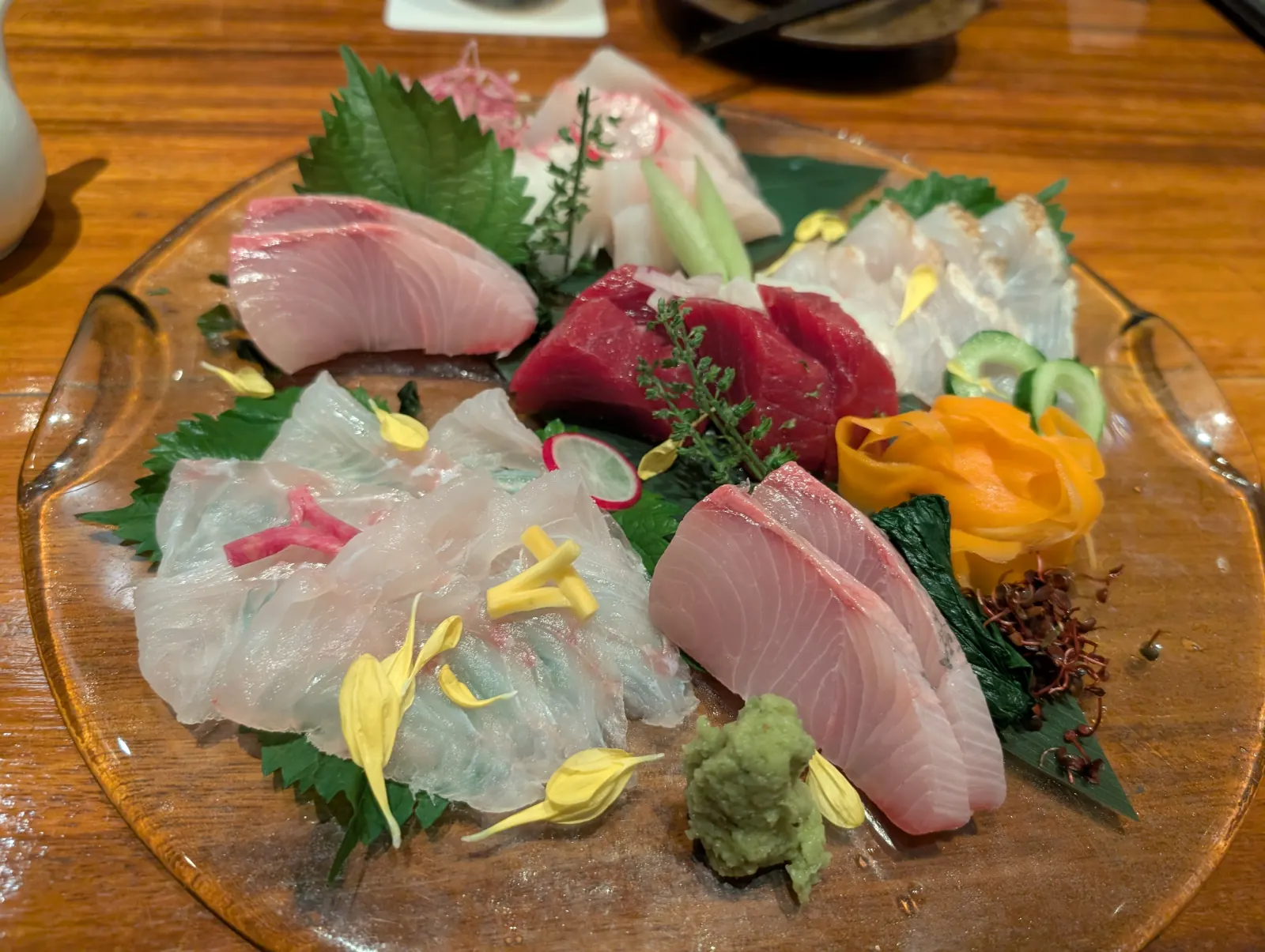 Sashimi made to go with sake