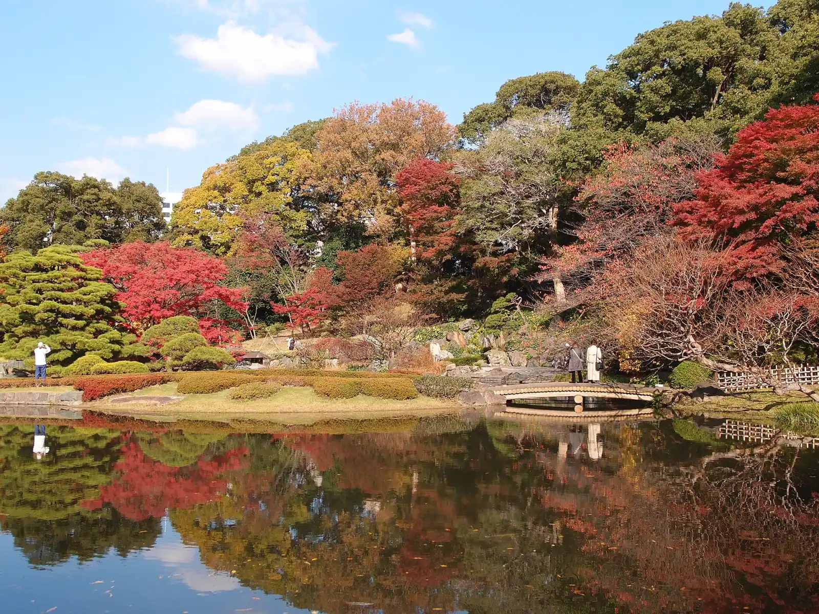 The pond in the East Gardens of the Imperial Palace in autumn
